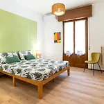 Appartement Three Bedroom Flat Near Train Station *