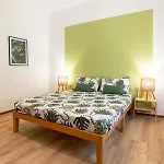 Three Bedroom Flat Near Train Station Appartement *