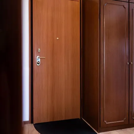 公寓 Three Bedroom Flat Near Train Station